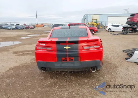 2015 Chevrolet Camaro 1Lt из США, поврежденный, VIN 2G1FD1E33F9252047